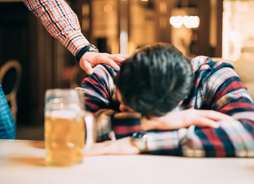 糖尿病并發(fā)癥預(yù)警：10個(gè)不良習(xí)慣你中招了嗎？